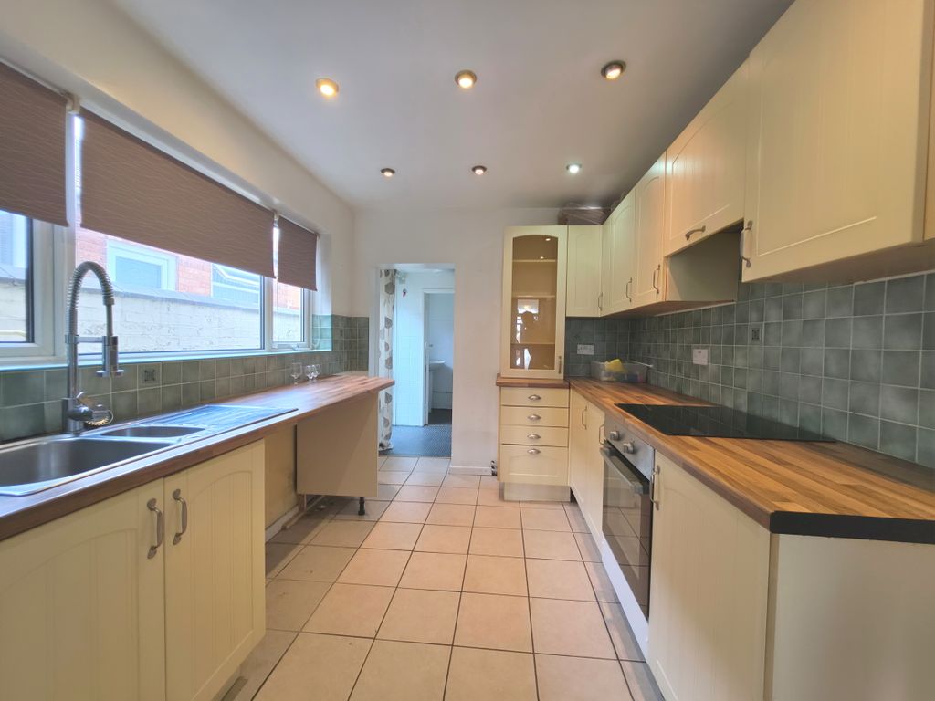 Property photo 2 of 19