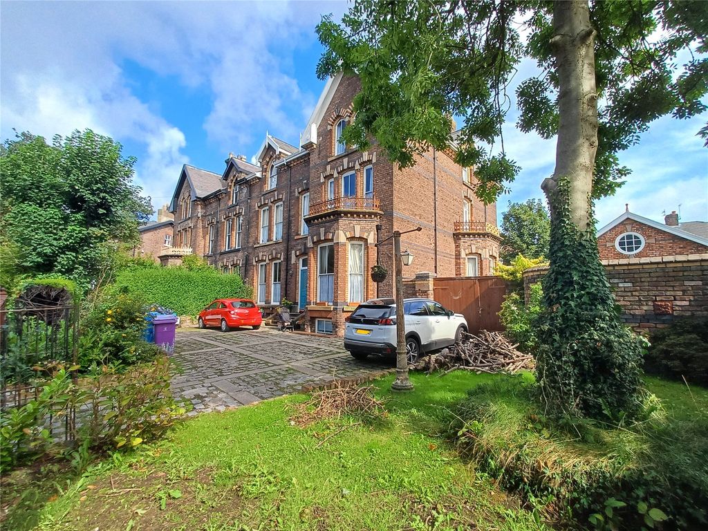 Property photo 1 of 44 Picture No. 32