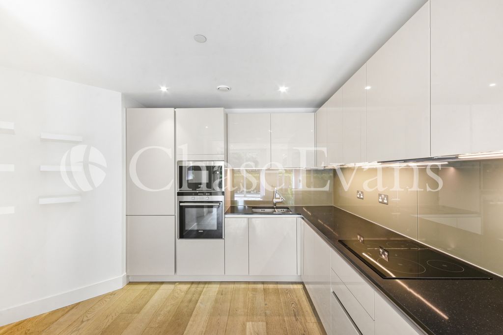 Property photo 2 of 16 Kitchen