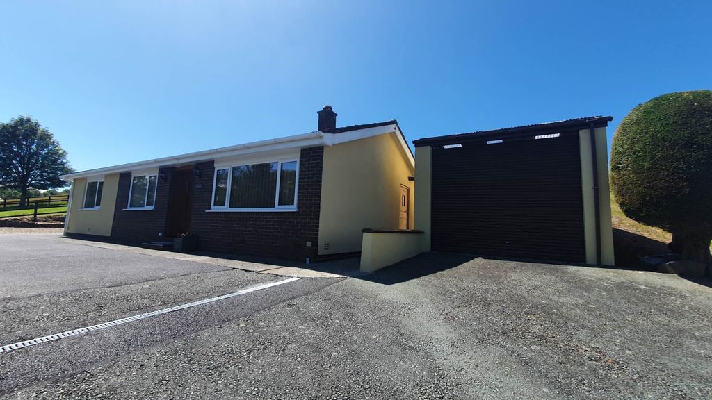 Property photo 1 of 59