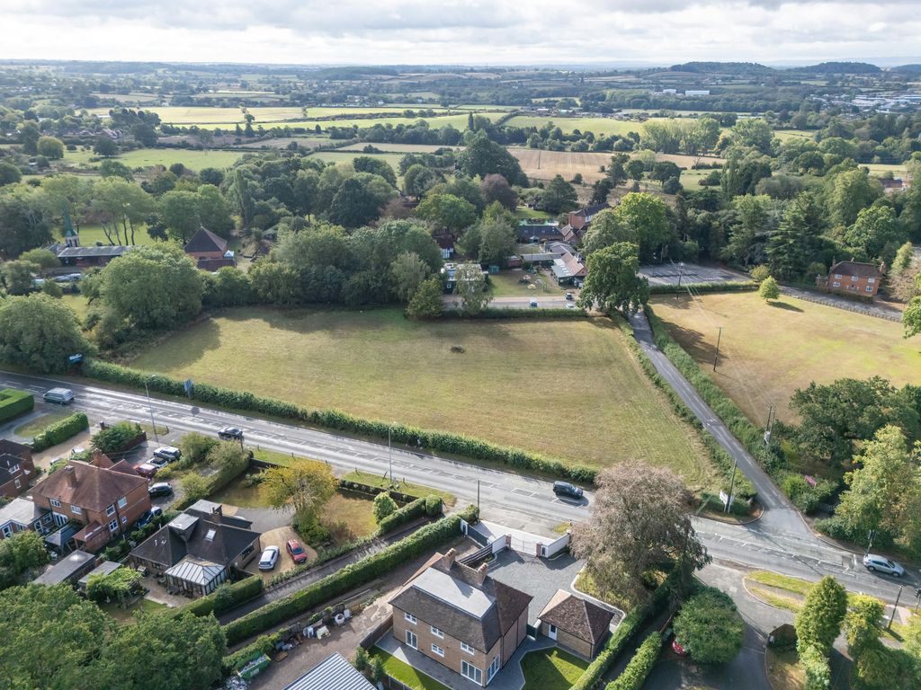Property photo 1 of 6 Bromsgrove-332.Jpg