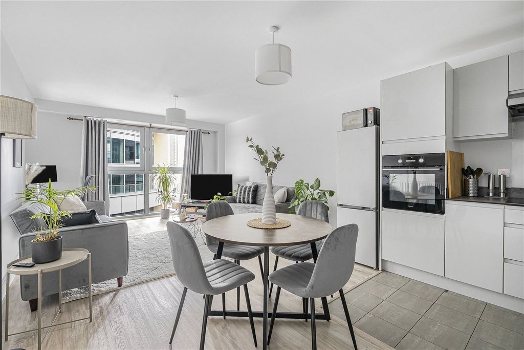 Property photo 1 of 18 Picture No. 57