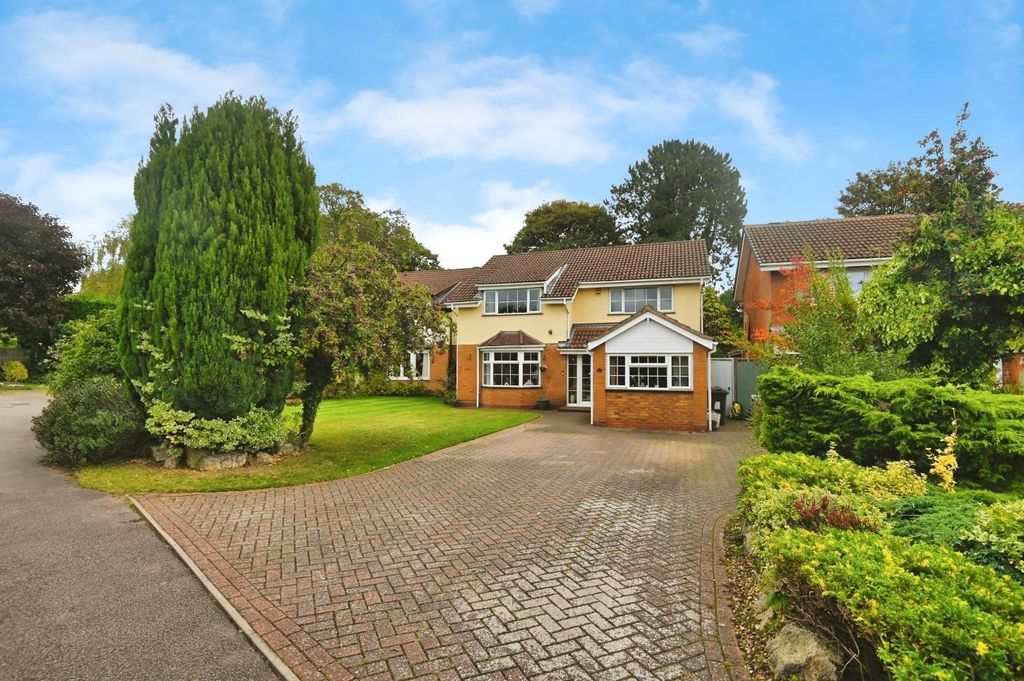 Property photo 2 of 36 24Ash29.Jpg