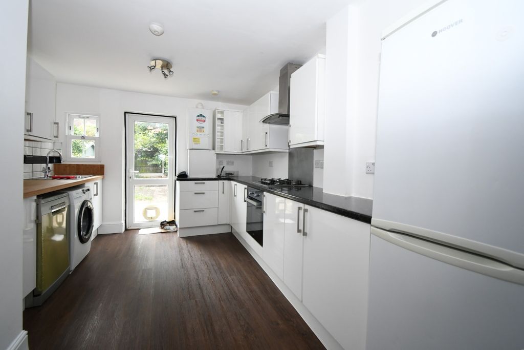 Property photo 1 of 10 3449020