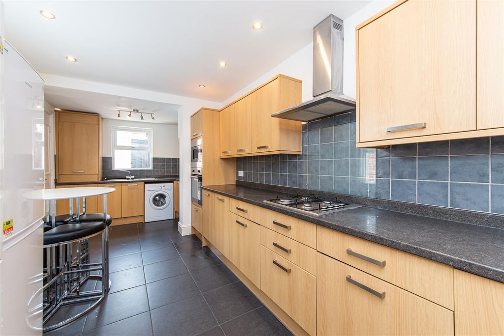 Property photo 3 of 26 Edit-7635.Jpg