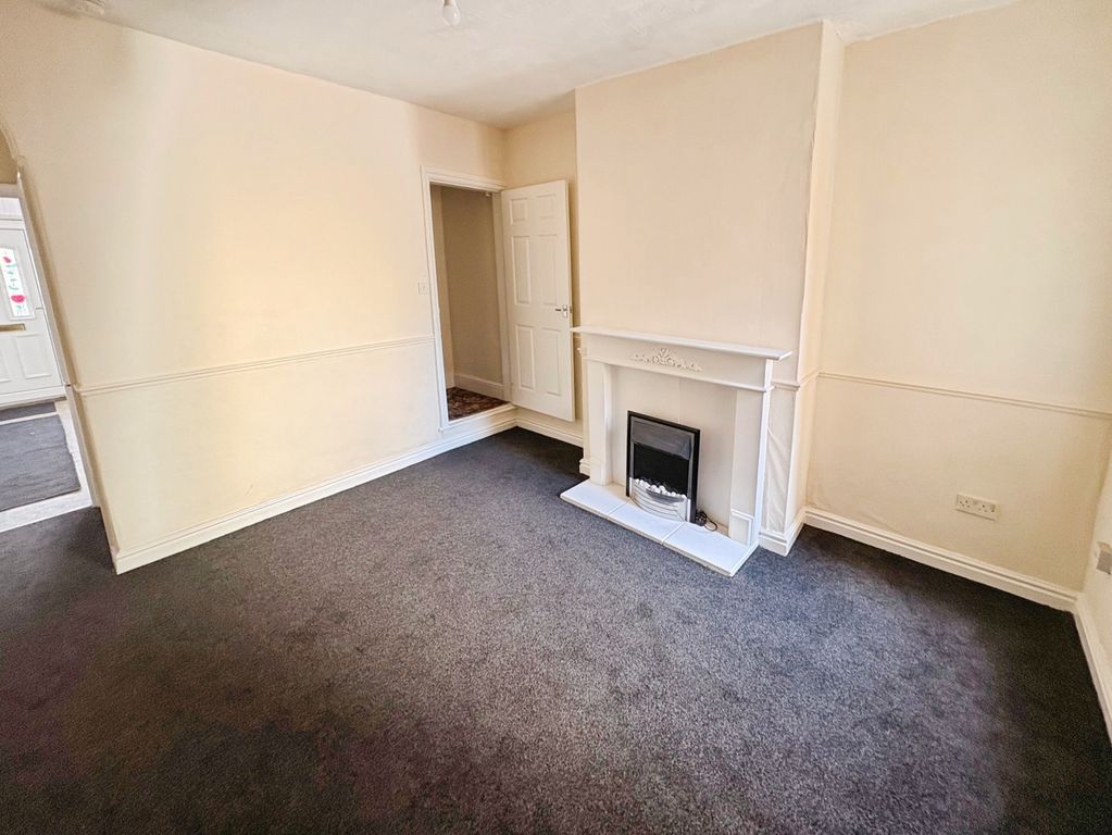 Property photo 2 of 8 Dining Room