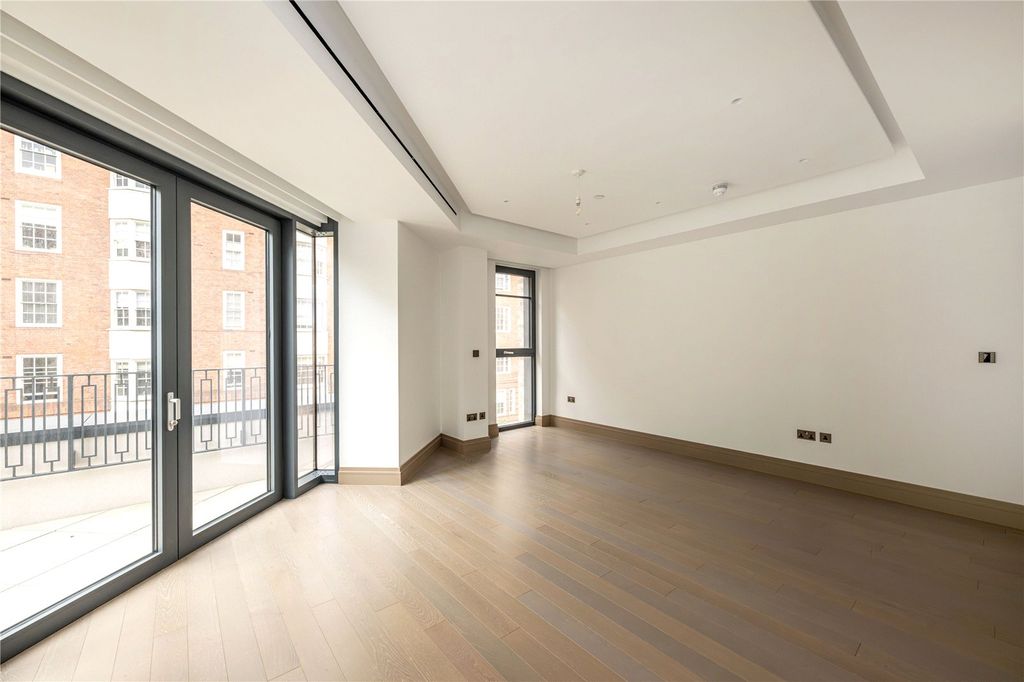 Property photo 2 of 9 Reception Room