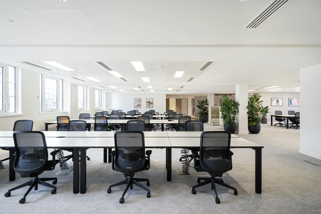 Property photo 2 of 39 Charlesho6Thflr15.Jpg