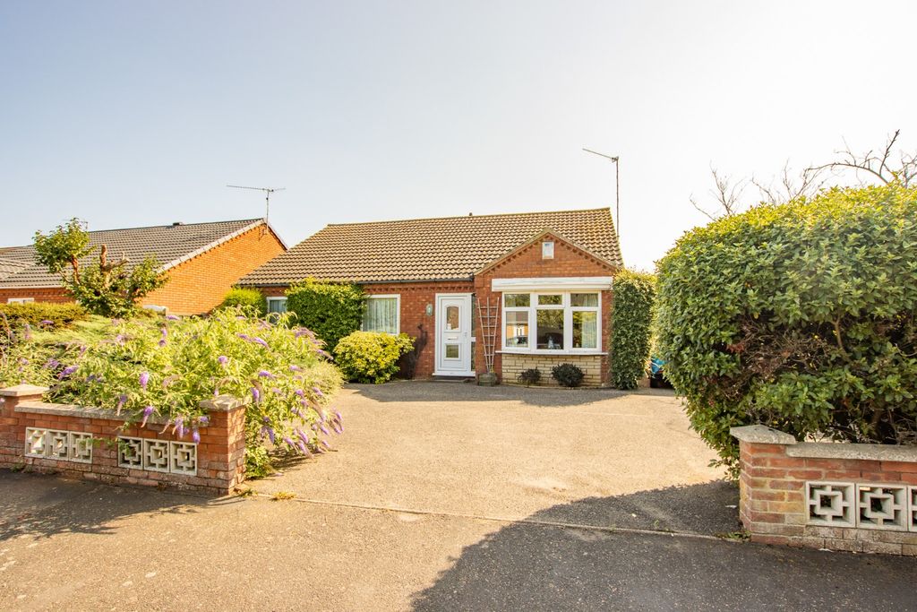 Property photo 1 of 21 4412231