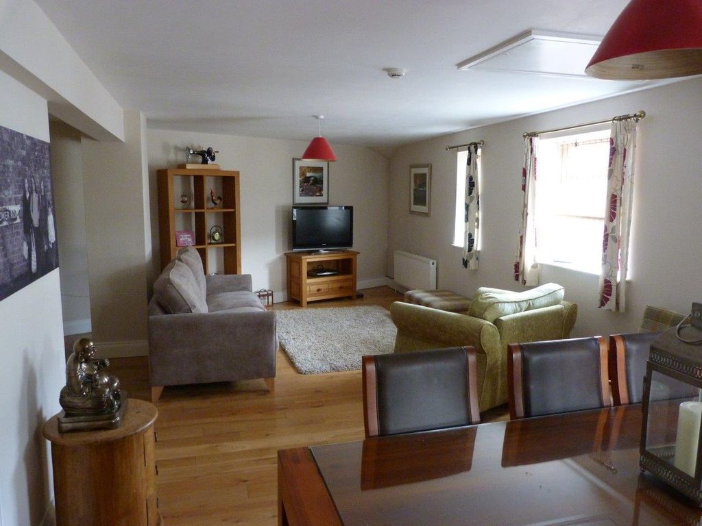 Property photo 2 of 10 Image (8).Jpg
