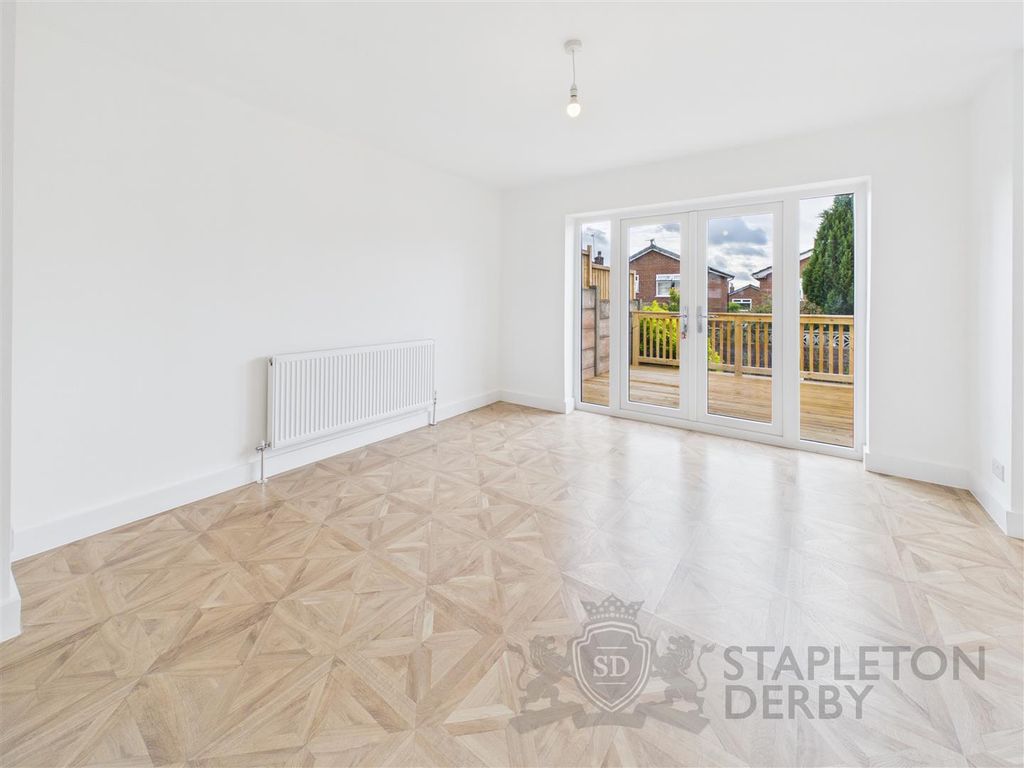 Property photo 3 of 12 Cam04645G0-Pr0129-Still008.Jpg