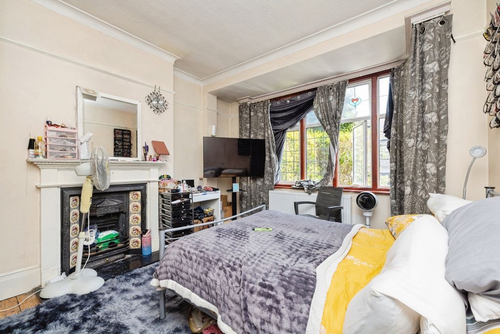 Property photo 2 of 16 Pbox-Img.Jpg