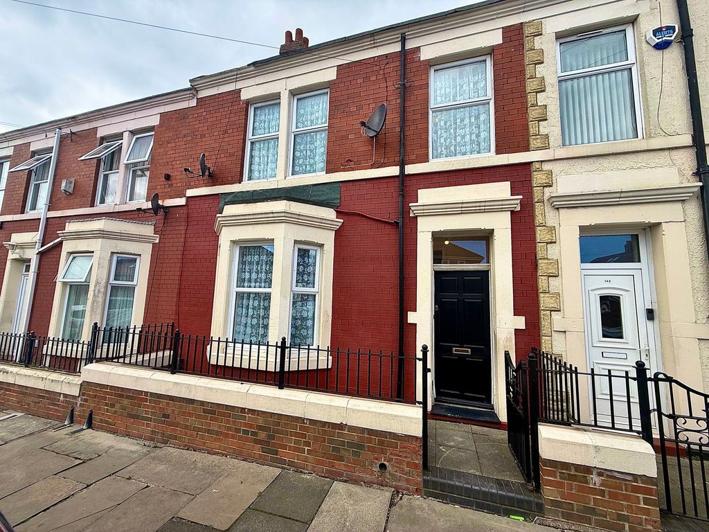 Property photo 1 of 8