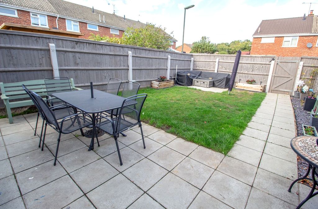 Property photo 2 of 11 Rear Garden