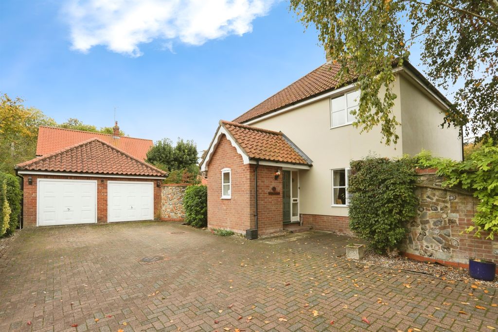 Property photo 1 of 16