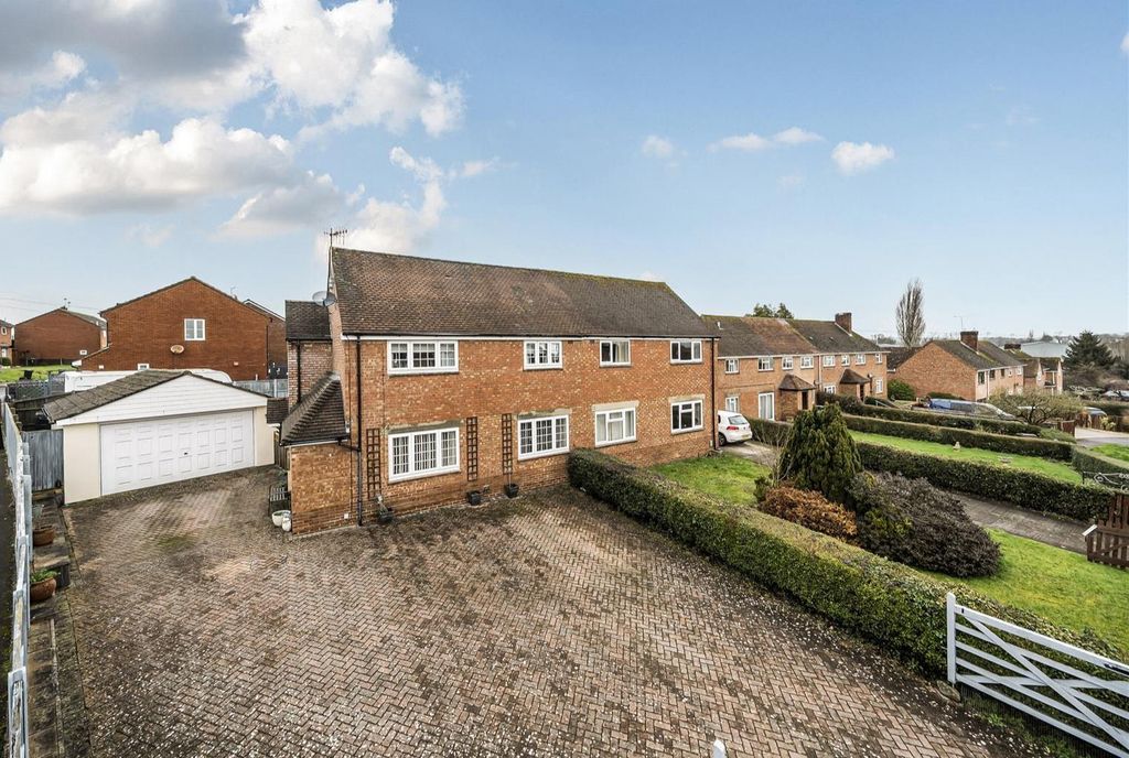 Property photo 1 of 23 Elevated Front Aspect