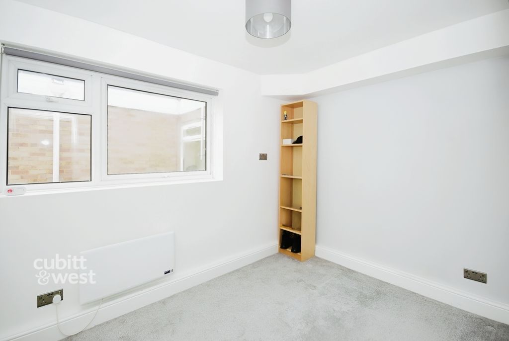 Property photo 3 of 12 0A539Dd7-44