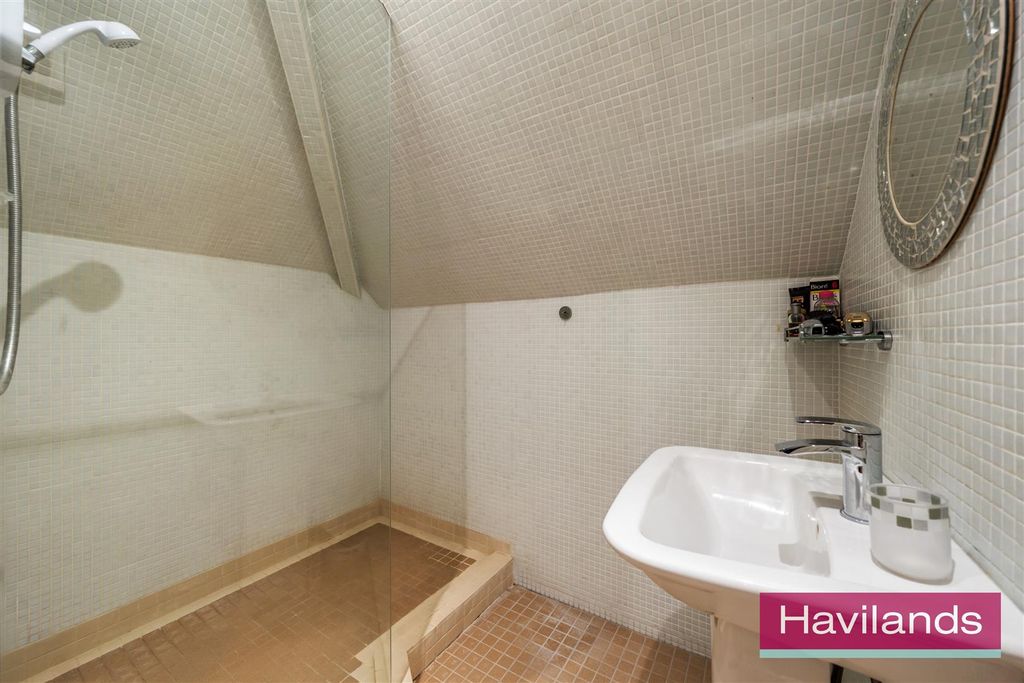 Additional image 24 of 6 bed semi-detached house for saleVillage Road, Enfield EN1