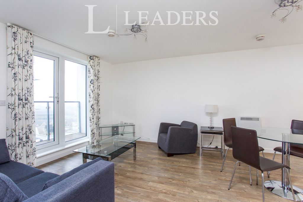 Property photo 3 of 11 46466c6A-83Fe-4276-8