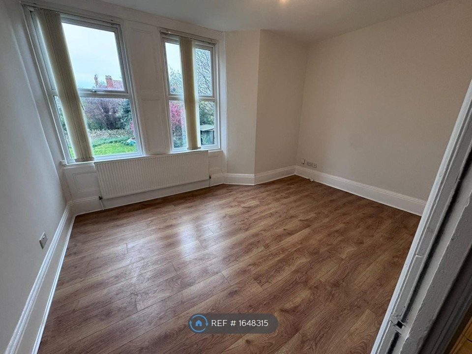 Property photo 1 of 4