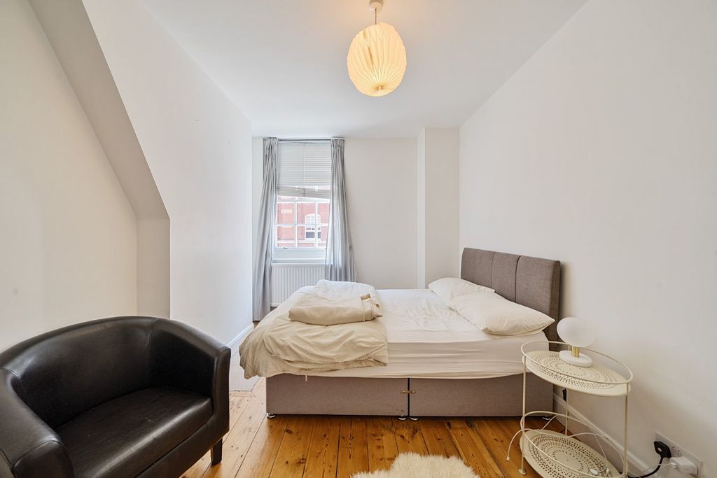 Property photo 3 of 9 Picture 3