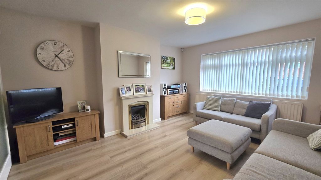 Property photo 3 of 24 Picture No. 17