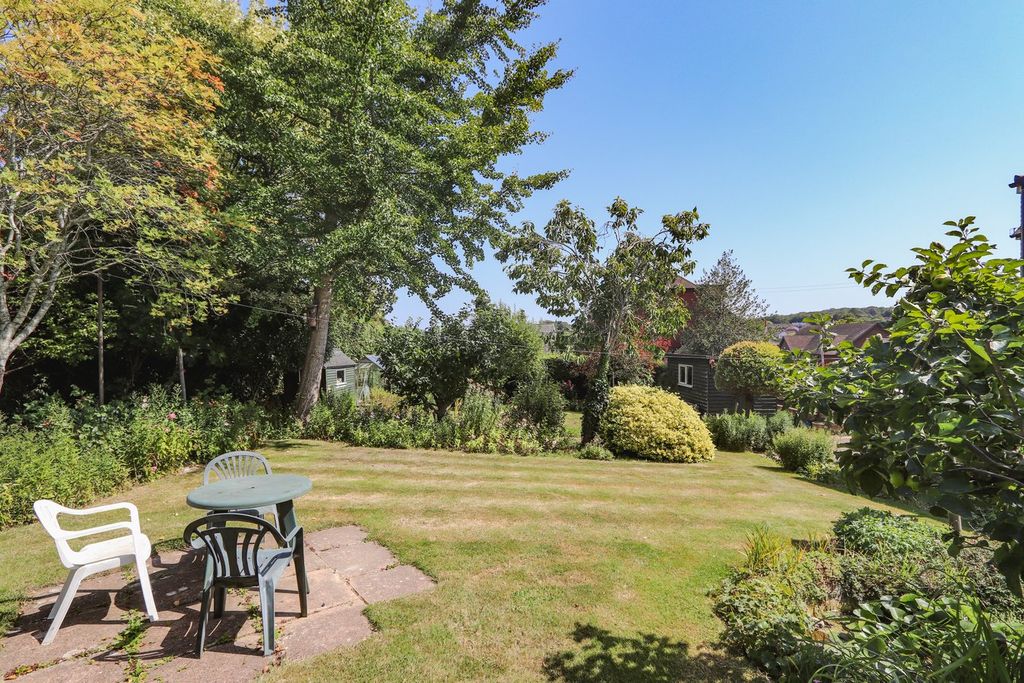 Property photo 3 of 23