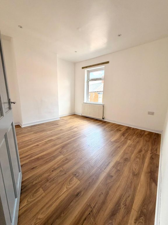 Property photo 2 of 10 Gallery