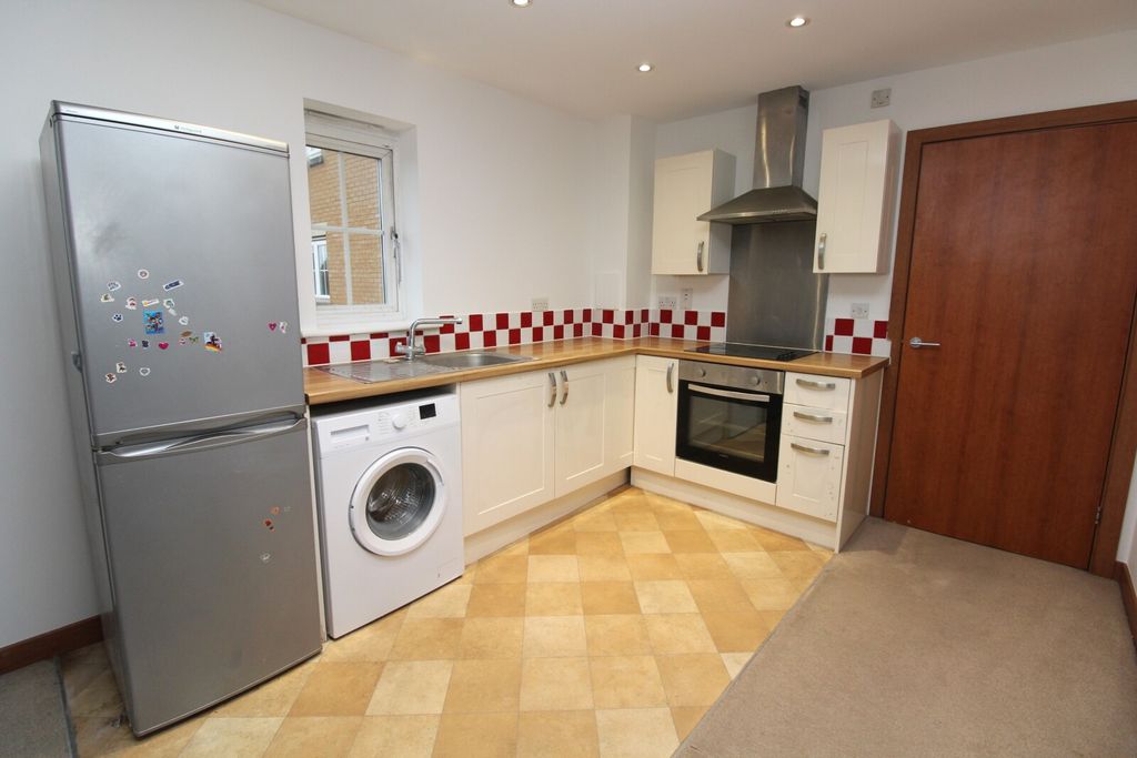 Property photo 1 of 11 Kitchen View 1