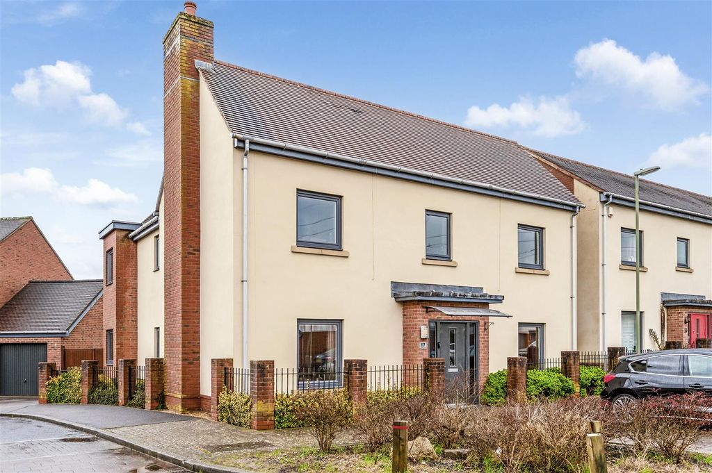 Property photo 1 of 22 Sketch_Ph1_6397348.Jpg