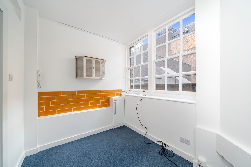 Property photo 3 of 10 Picture 3