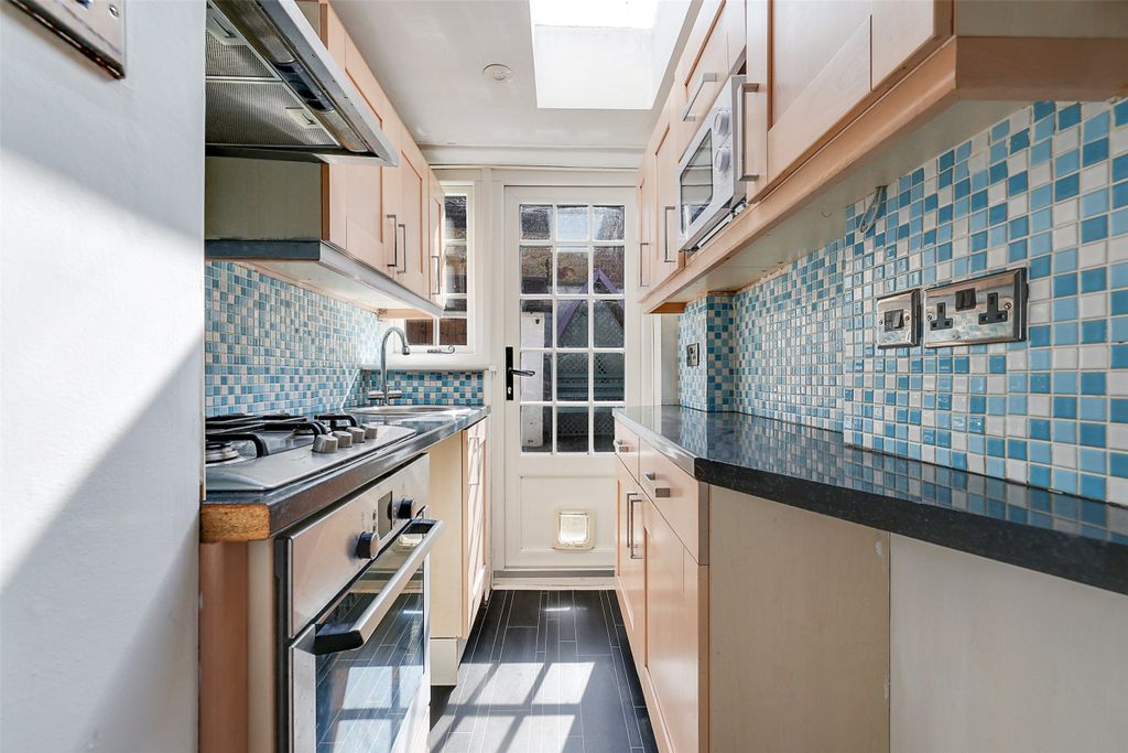 Property photo 3 of 12 Picture No. 04