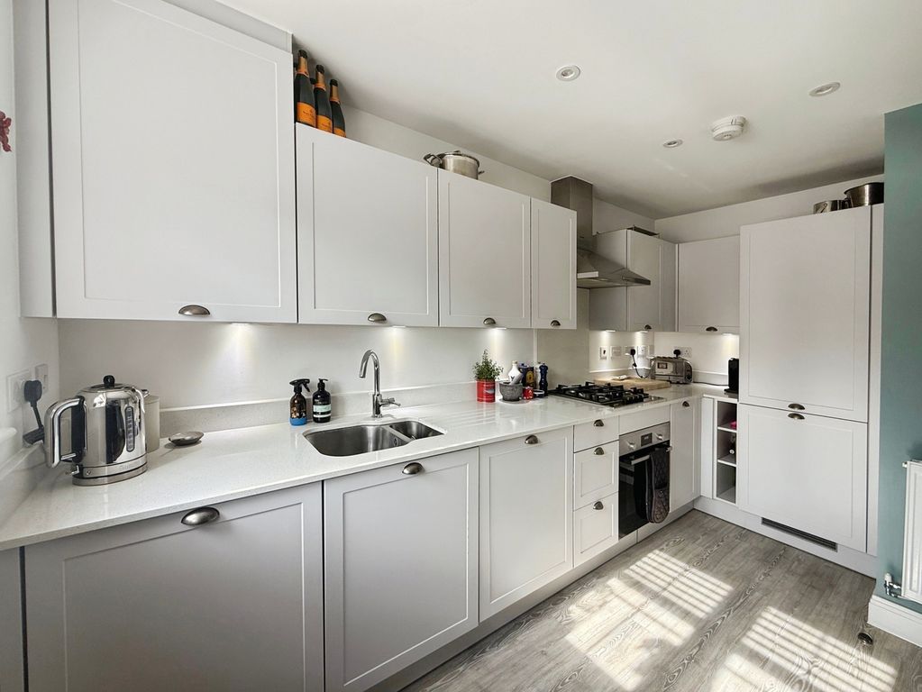 Property photo 2 of 17 Pbox-Img.Jpg