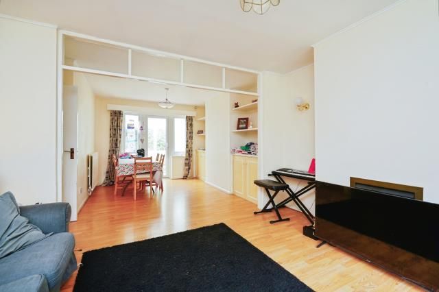 Property photo 3 of 15 Reception Room