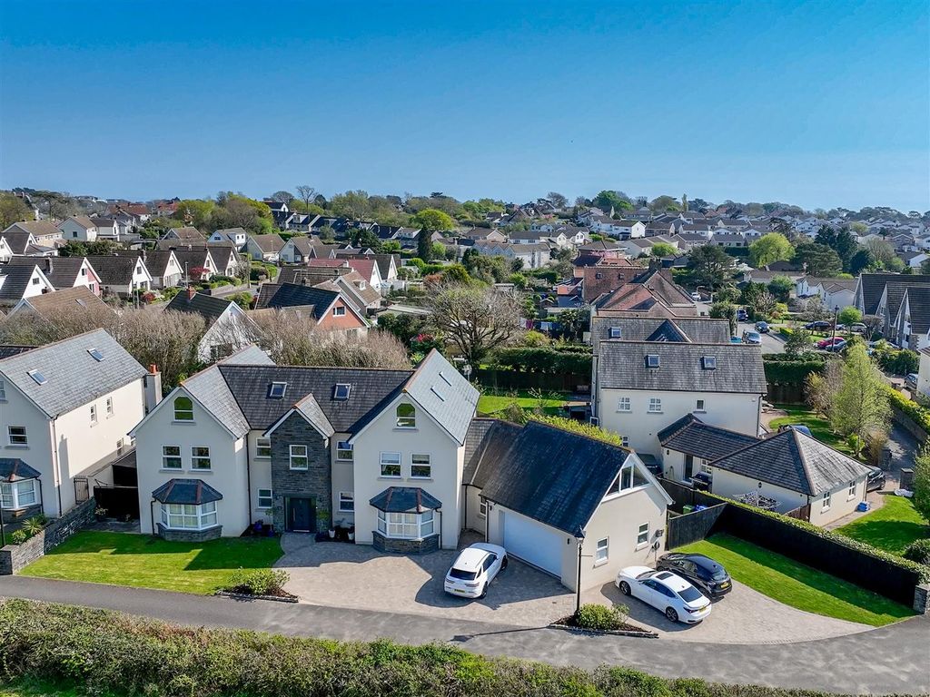 Property photo 1 of 56 22 Lady Housty Ave-68.Jpg