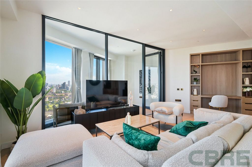 Property photo 3 of 24 Picture No. 04