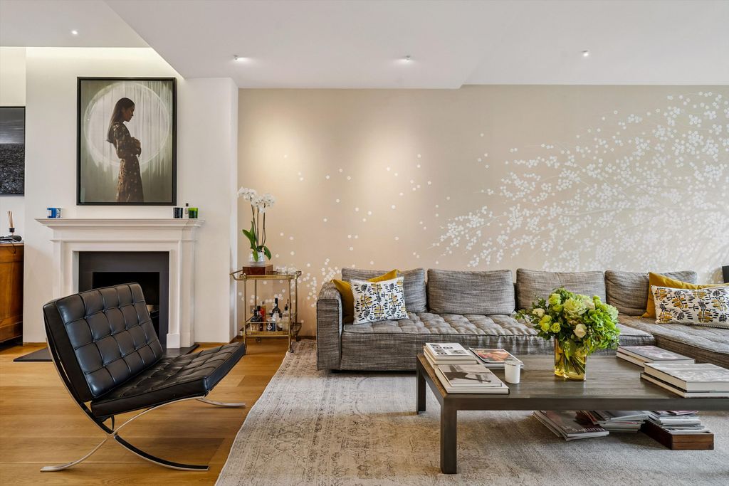 Property photo 3 of 21 Image