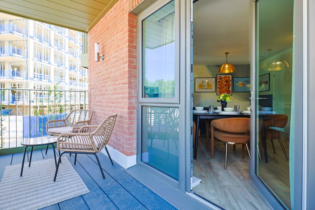 Property photo 1 of 9 Quartoria Show Apartment