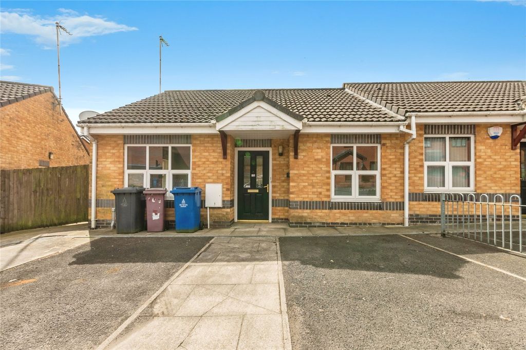 Property photo 1 of 14 Picture No. 36
