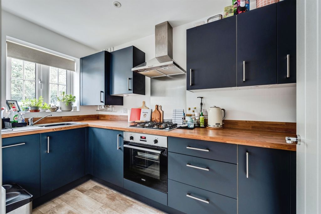 Property photo 2 of 16