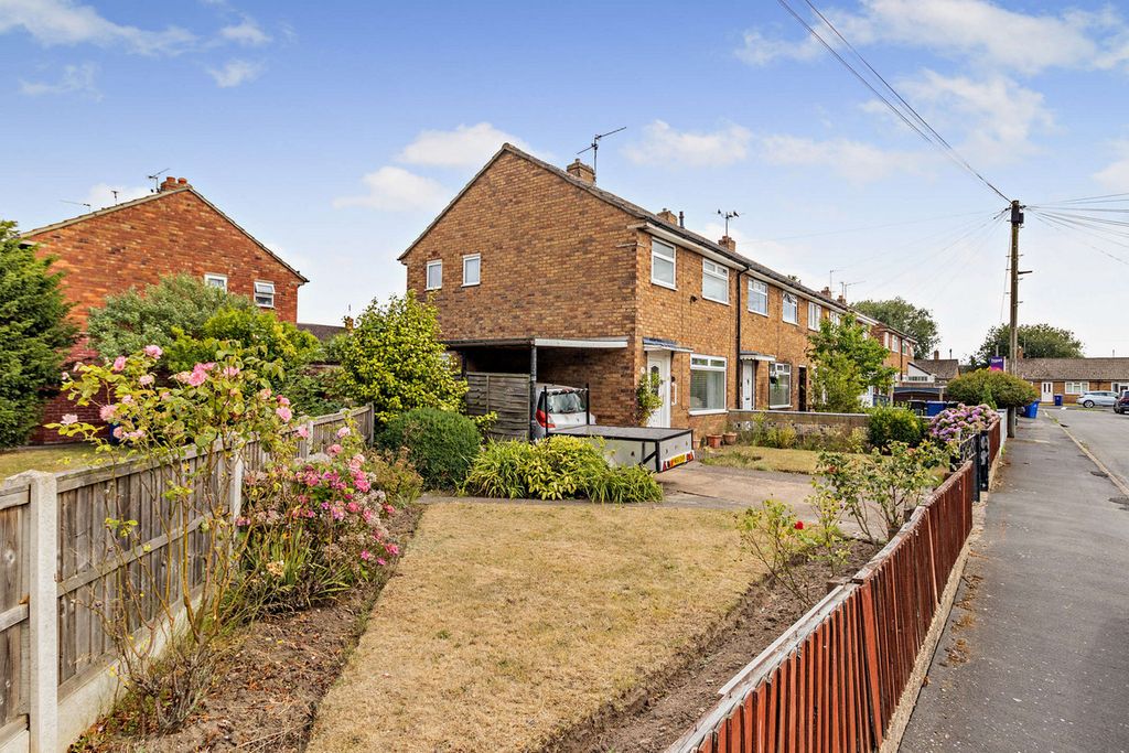 Property photo 3 of 11