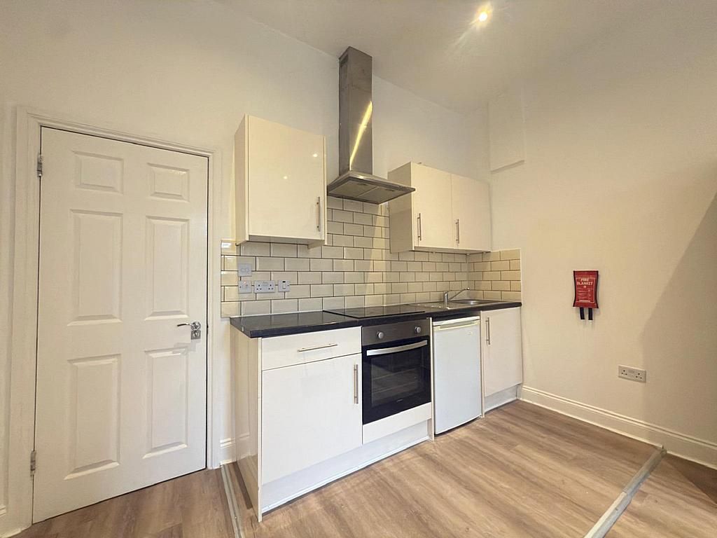 Property photo 3 of 5 Gallery