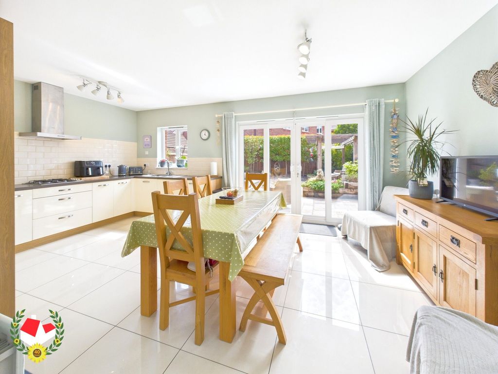 Property photo 3 of 15 Photo 13