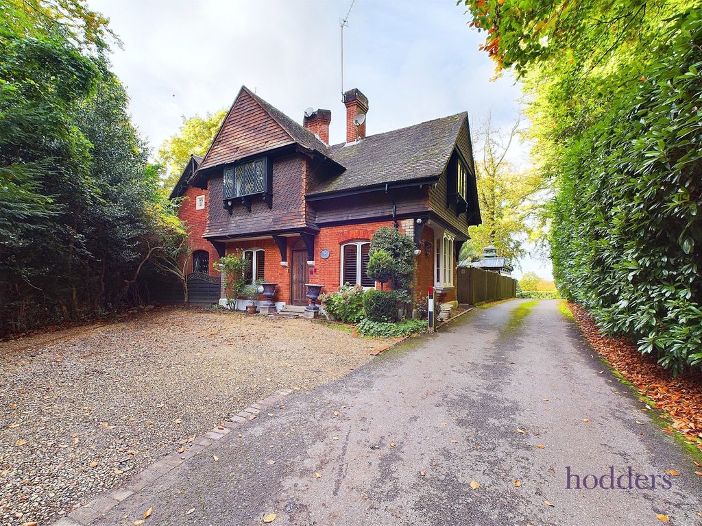 Property photo 1 of 23 Picture No. 28