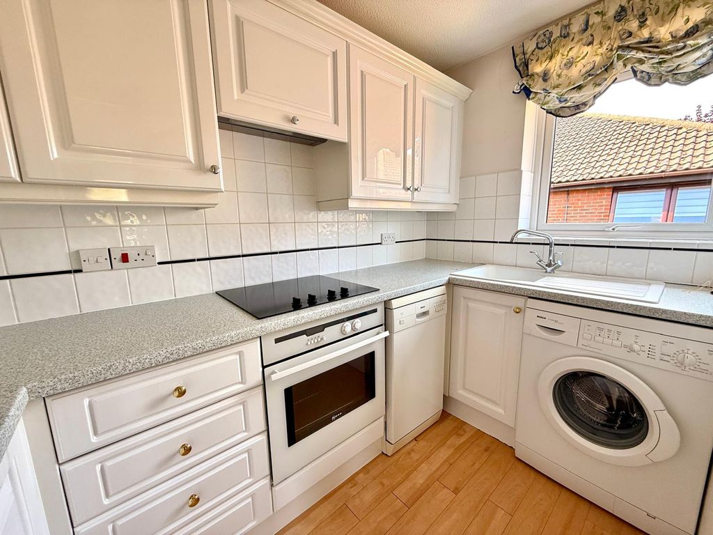 Property photo 3 of 10