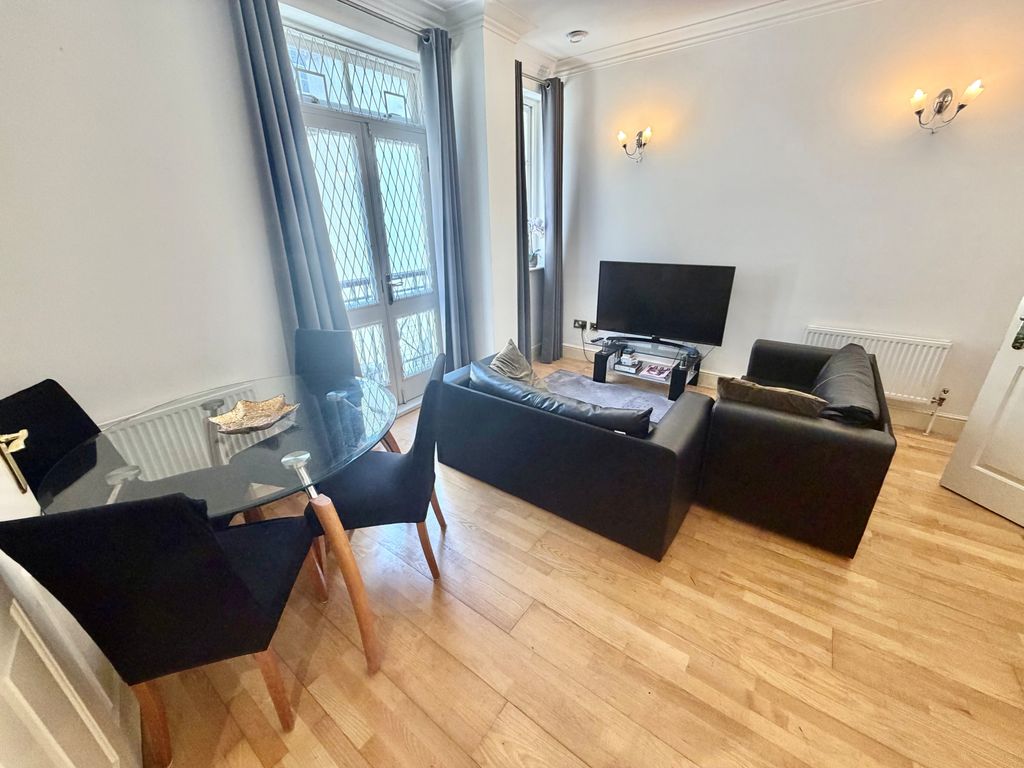 Property photo 1 of 9 2 Bed Flat To Rent Enford Street, London W1H