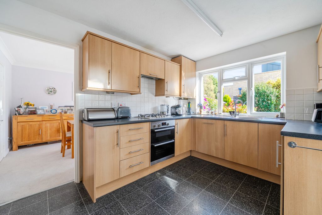 Property photo 3 of 15 Kitchen