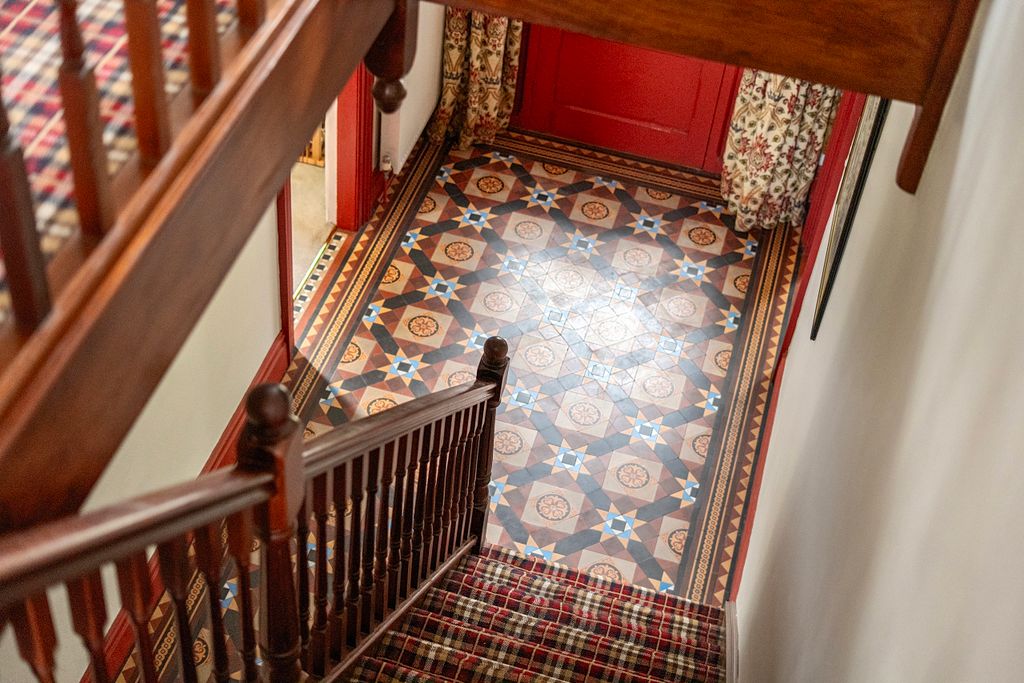 Property photo 3 of 30 1482214-15-6A42Db6dc1Fef