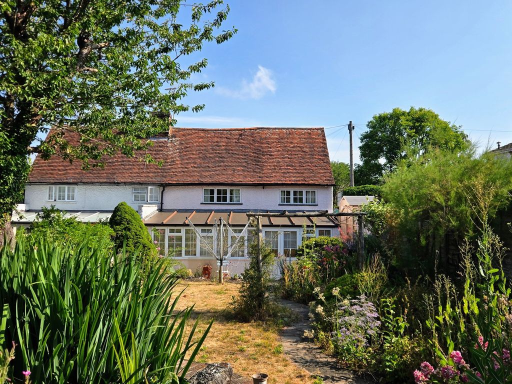 Property photo 1 of 27
