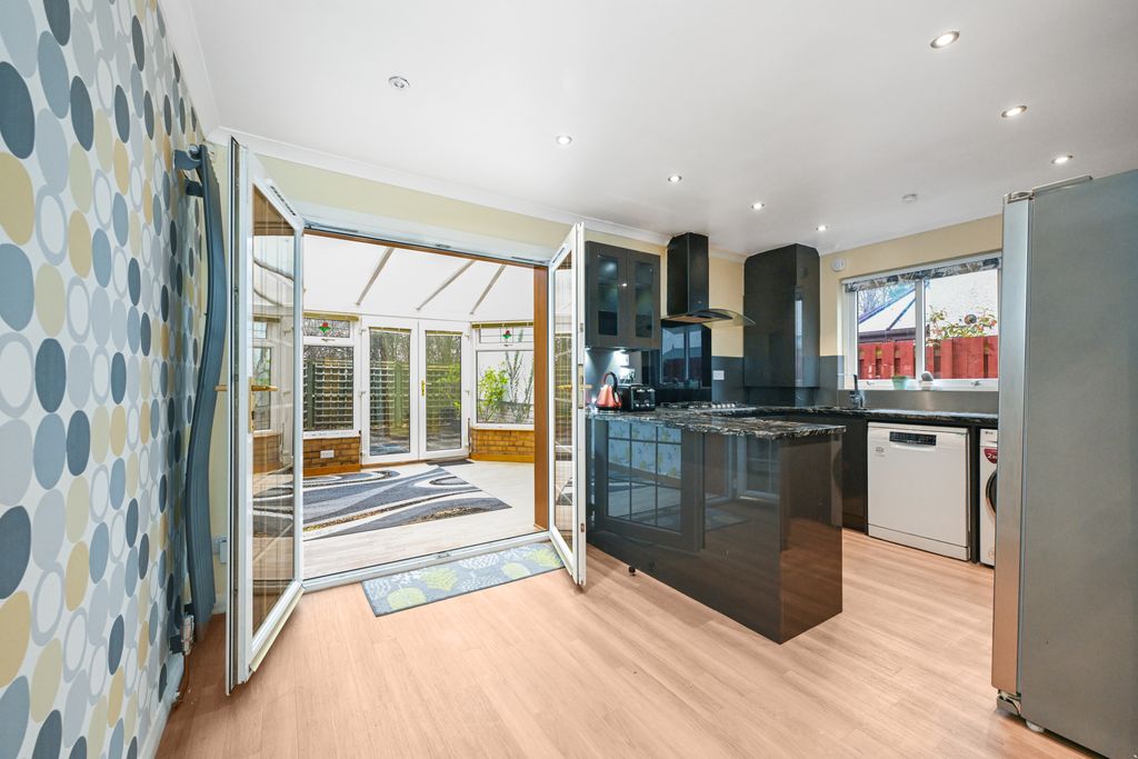 Property photo 3 of 15 Property Image 3